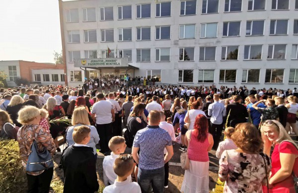 Jonavos mokyklų slenksčius šiemet peržengė 5058 mokiniai