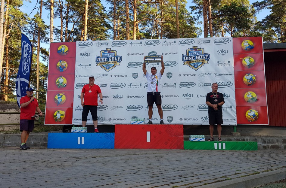 Lietuvis iš Šveicarijos iškovojo auksą Baltijos šalių diskgolfo čempionate