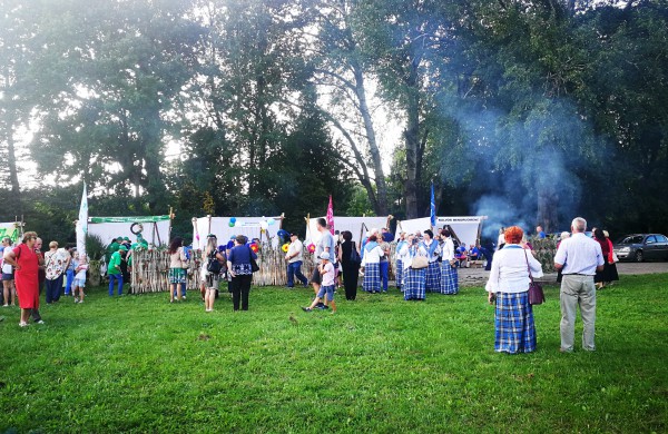 Cepelinų virimo čempionate ant laužo išvirta net 370 cepelinų