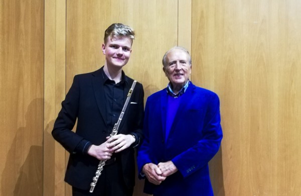 Jonavos meno mokyklos ugdytinio gebėjimai įvertinti pasaulinio lygio kursuose