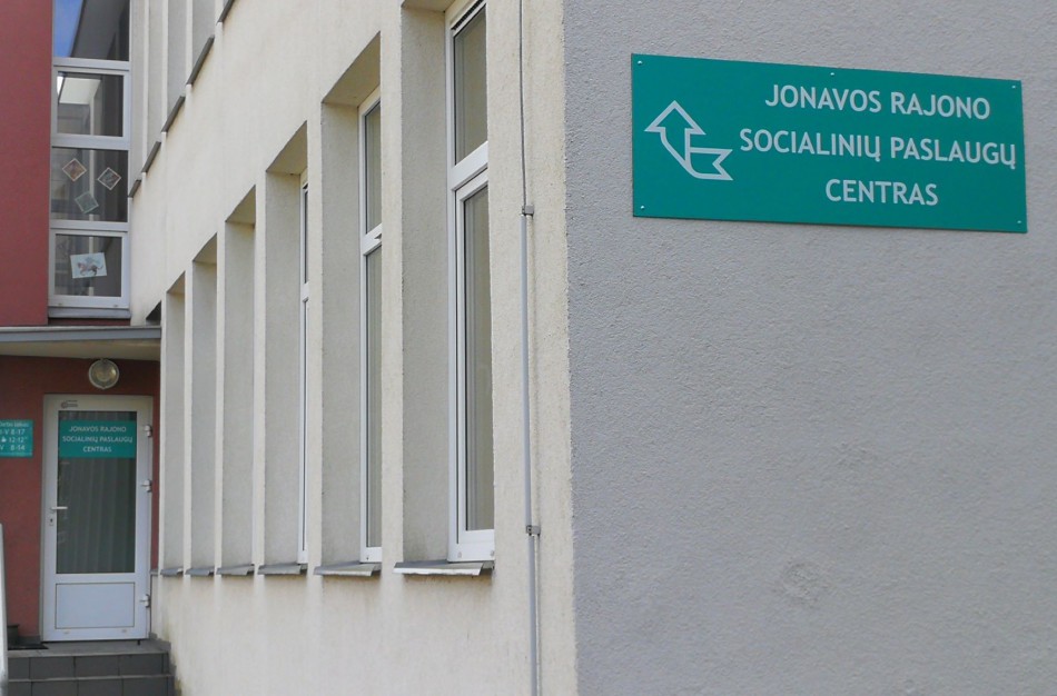 SADM skelbia socialinių darbuotojų darbo užmokesčio vidurkius savivaldybėje: koks vidurkis Jonavoje?