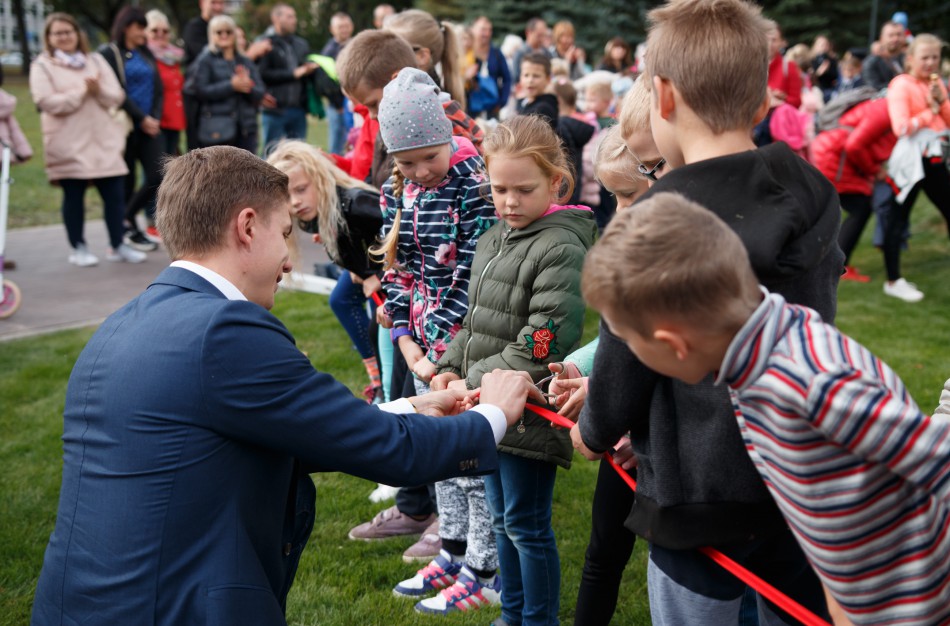 Ramybės skvere atidaryta nauja žaidimų aikštelė