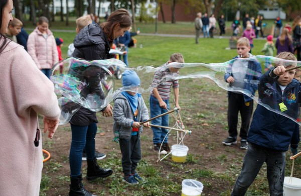 Ramybės skvere atidaryta nauja žaidimų aikštelė