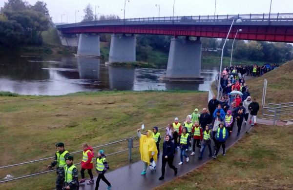 Auginame darnaus judumo kartą