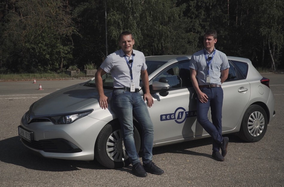 „Regitros“ egzaminuotojai dalijasi patarimais, kaip išvengti klaidų per vairavimo egzaminą