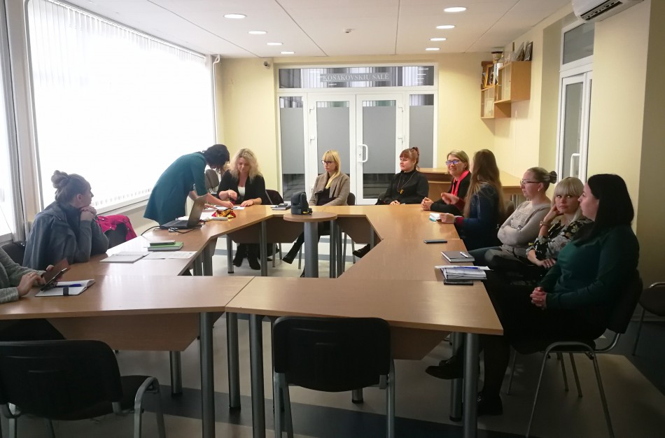 Jonavoje pristatytas naujas metodas „Šeimos konferencija“