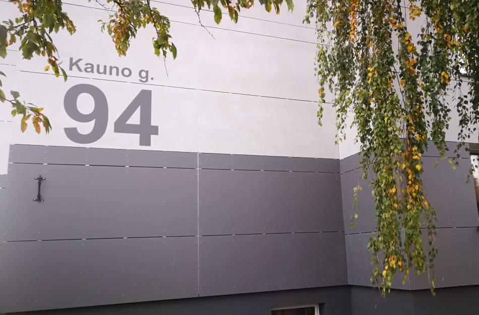 Kauno g. 94 namo gyventoja: turbūt teks šventinti namą, kad atgrasytų visas nesėkmes