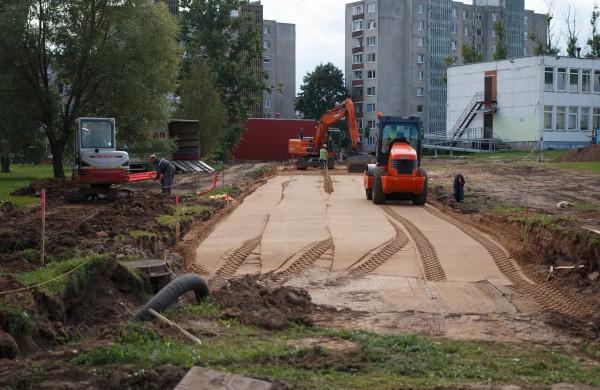 Projektas Nr. 06.2.1-TID-R-511-21-0024  „Įvažiavimo kelio tarp Jonavos m. Chemikų g. 98 ir 138a namų tiesimas“