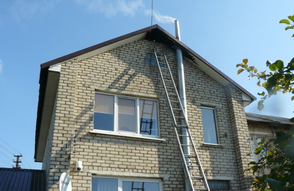 Bukonių seniūnijoje kilo du nemenki gaisrai