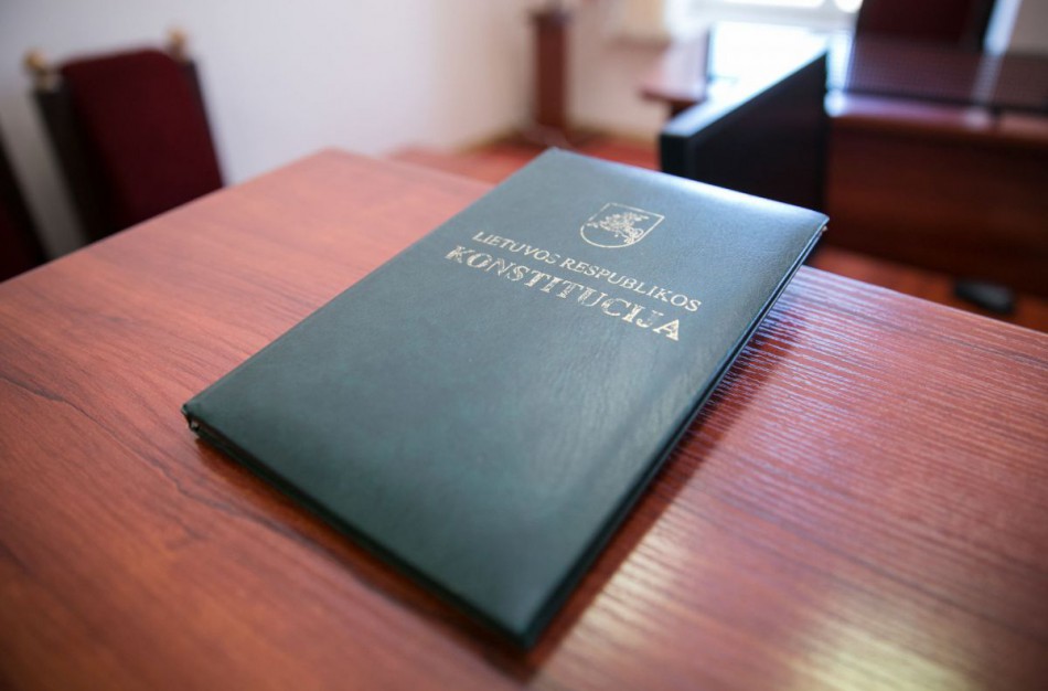 Lietuvos gyventojai intensyviai ruošiasi: Konstitucijos žinių patikrinimas – jau čia pat!
