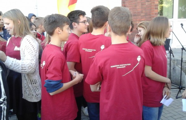 J.Ralio gimnazistai, mokytojai ir svečiai iš Vokietijos hegzametru skaitė „Odisėją“