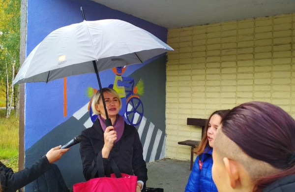 LAKD apdovanojo Jonavos mokinius už piešinių konkursą „Saugus eismas kelyje“