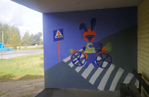 LAKD apdovanojo Jonavos mokinius už piešinių konkursą „Saugus eismas kelyje“