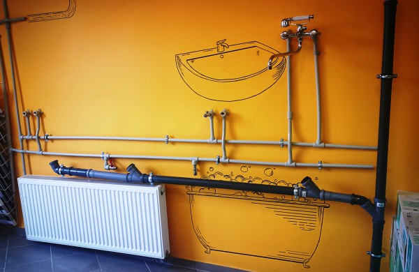 Jonavoje atsidarė nauja santechnikos prekių parduotuvė „Naujiems namams“