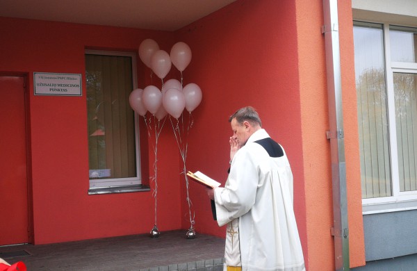 Užusaliuose atidarytas naujas medicinos punktas