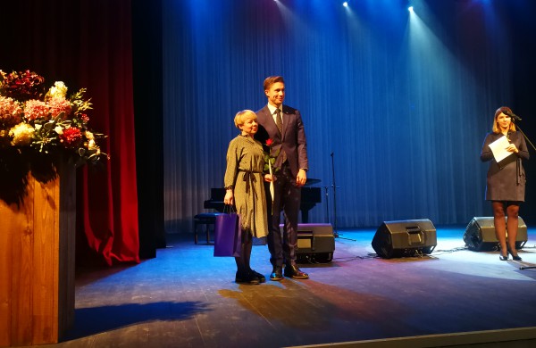 Tarptautinės mokytojų dienos proga apdovanoti Jonavos pedagogai 