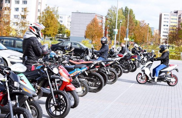 Motorolerių sezono uždarymas Jonavoje