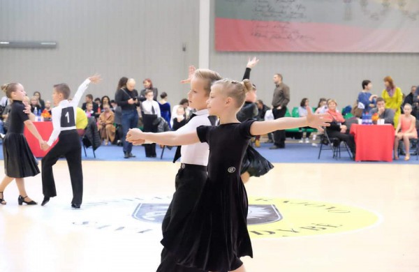 Jonavos šokių klubo „Vėtra“ sportinių šokių varžybų sezono pradžia  