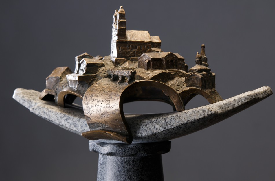 Balsavę jonaviečiai pritarė miesto įkūrėjos įamžinimui