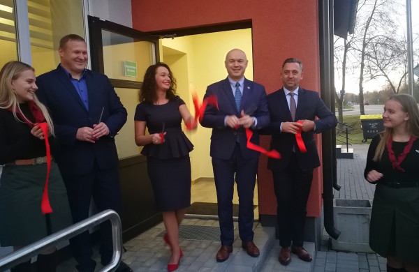 Šiandien atvertas renovuotas Bukonių kultūros centro pastatas