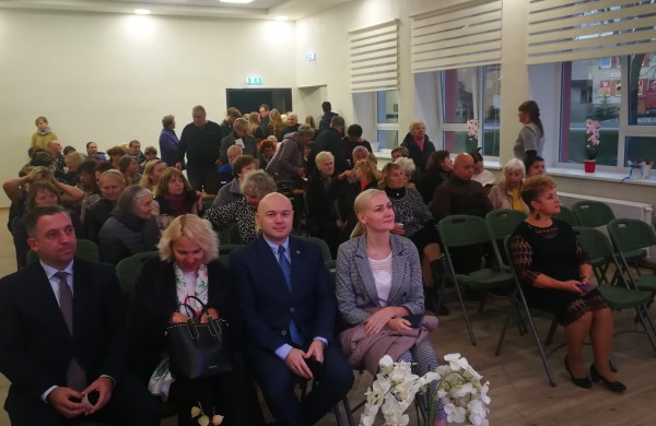 Šiandien atvertas renovuotas Bukonių kultūros centro pastatas