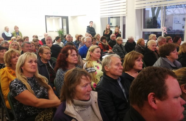 Šiandien atvertas renovuotas Bukonių kultūros centro pastatas