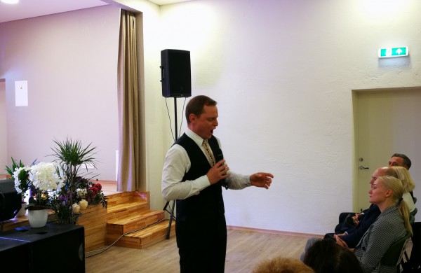 Šiandien atvertas renovuotas Bukonių kultūros centro pastatas