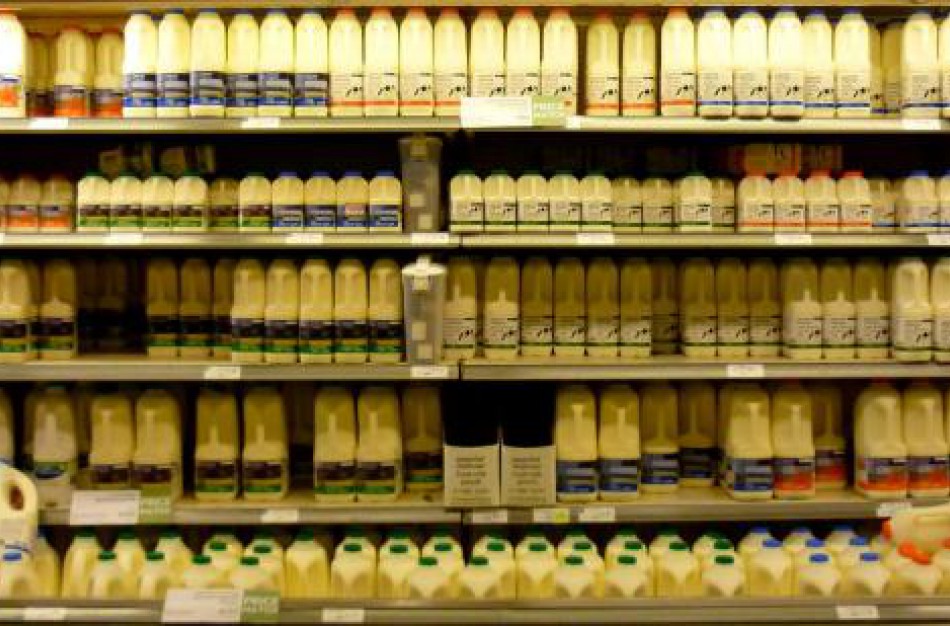 Iš prekybos vietų atšaukiama virš 300 t pieno produktų