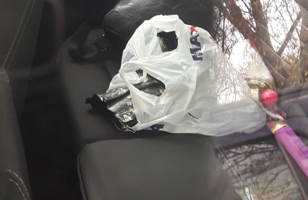 Ar Jūsų automobilis saugus, jei jį paliekate neužrakintą, o salone - pilna daiktų?