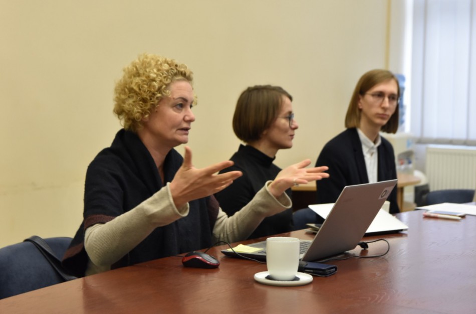 Jonavoje kurs smurto atpažinimo modelį