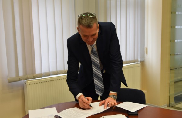 Jonavoje kurs smurto atpažinimo modelį