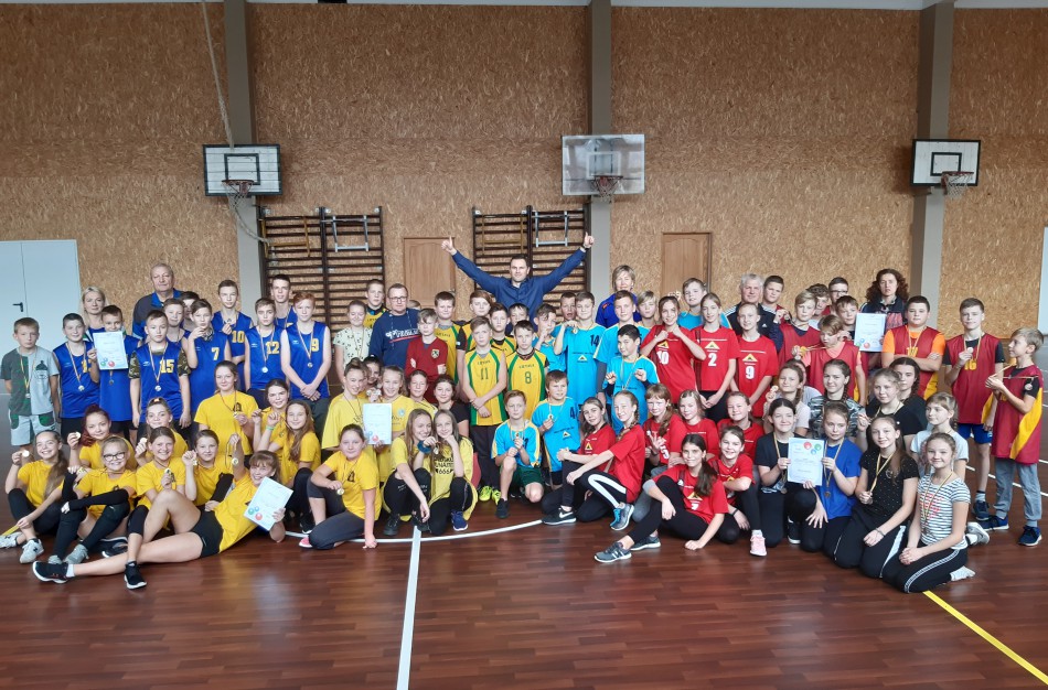 LMŽ: 2007 m.g. kvadrato varžybose - R.Samulevičiaus ir J.Vareikio progimnazijų pergalės