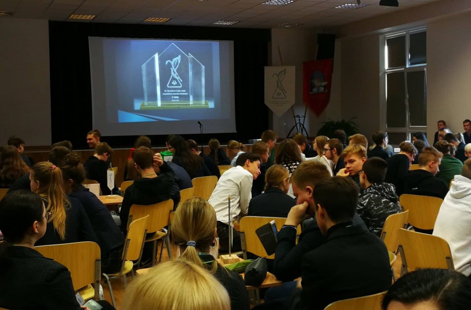 Didžiulio dėmesio sulaukę konkurso organizatoriai: norim, kad chemija nebebūtų baubas