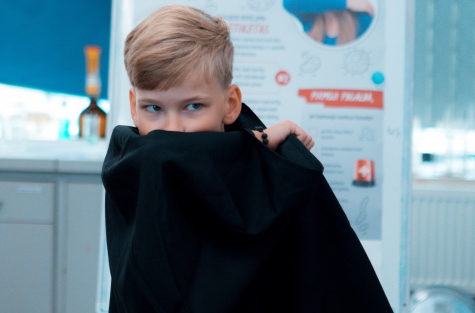 Žinomos mamos primena: nuo ligų vaikus gali apsaugoti vos vienas judesys