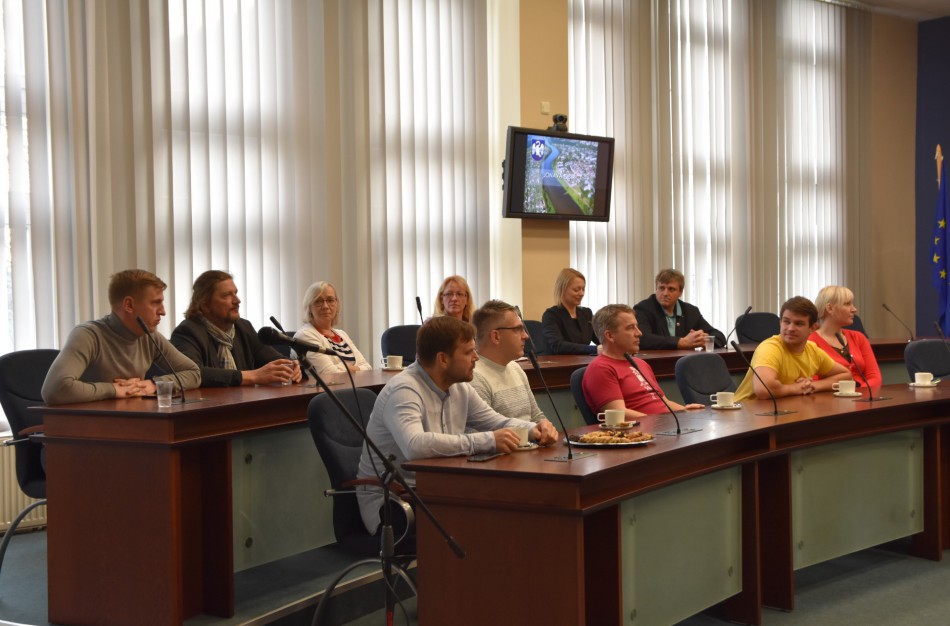 Jonavoje lankėsi Estijos savivaldybių politikai 