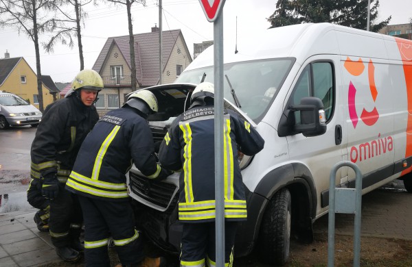 Avarija Žeimių gatvėje – kelio matomumą užstojo traktorius