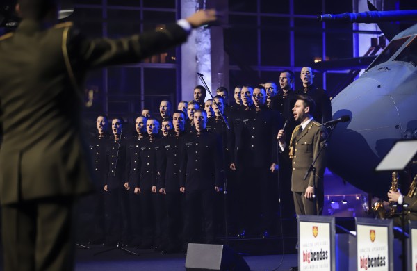 Apdovanoti ir pagerbti pasižymėję kariai