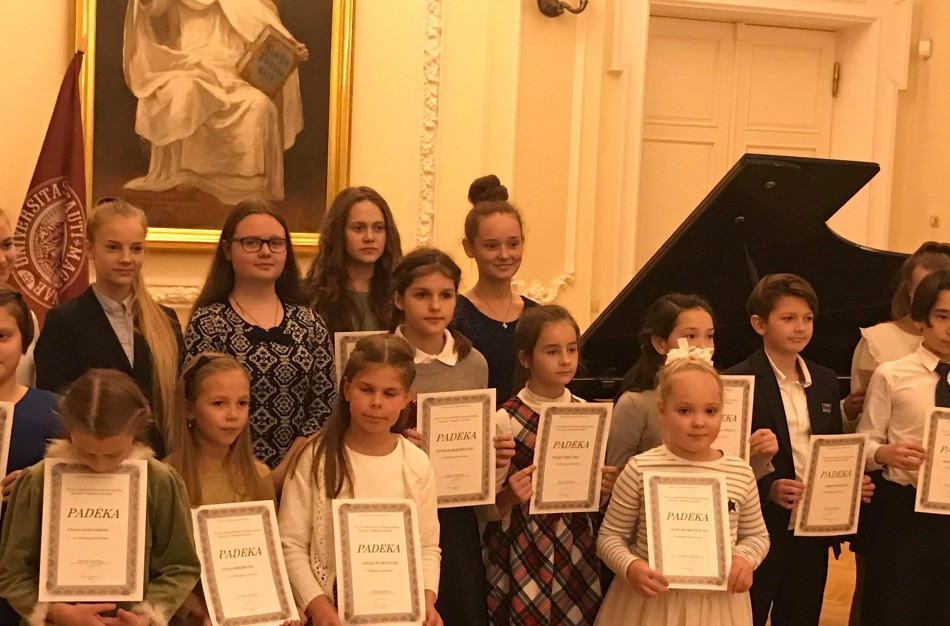 Muzikinė jaunųjų pianistų mozaika