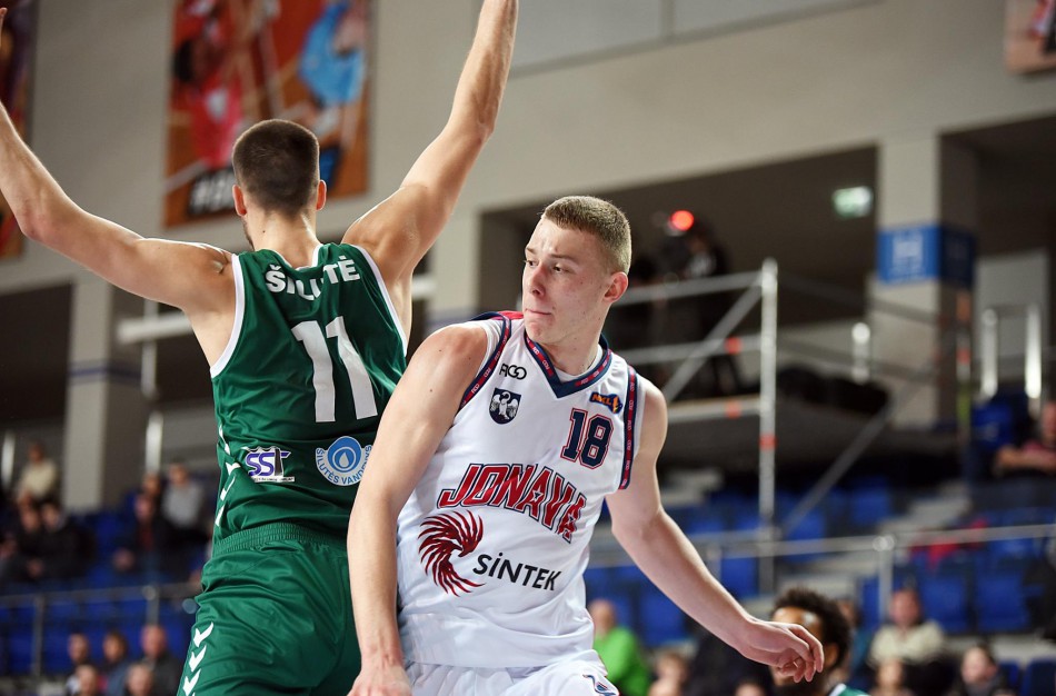 Į „Jonavos“ klubą sugrįžta puolėjas G. Vasiliauskas