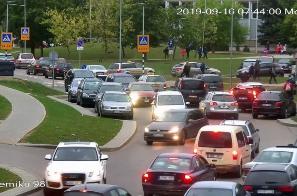 Jonavietis: avarinis signalas – ne mygtukas ,,stok, kur nori“