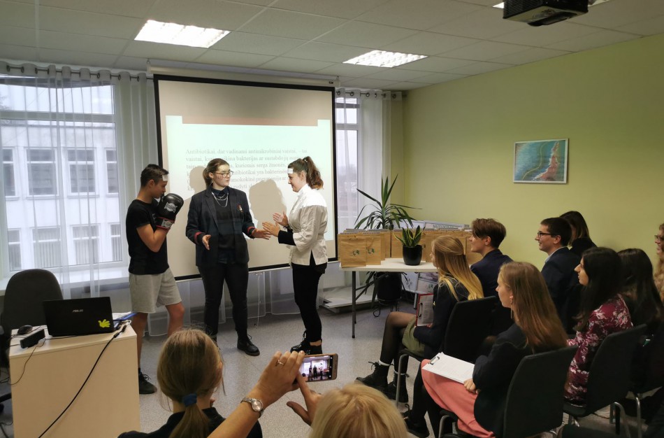 Jonavos rajono ugdymo įstaigų mokinių konferencijos "Mokinys - mokiniui" atgarsiai