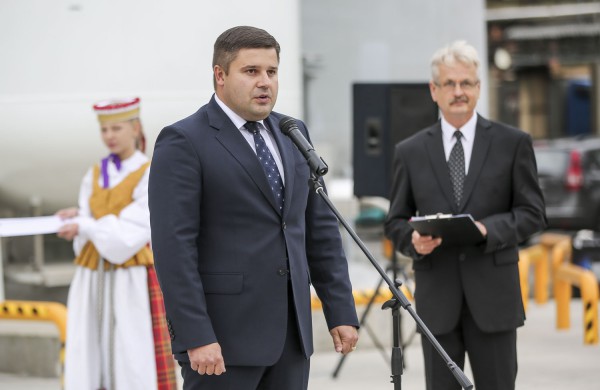 „Achema“ pristatė vienintelį Lietuvoje oro skaidymo bloką