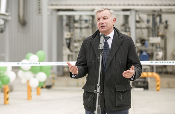 „Achema“ pristatė vienintelį Lietuvoje oro skaidymo bloką