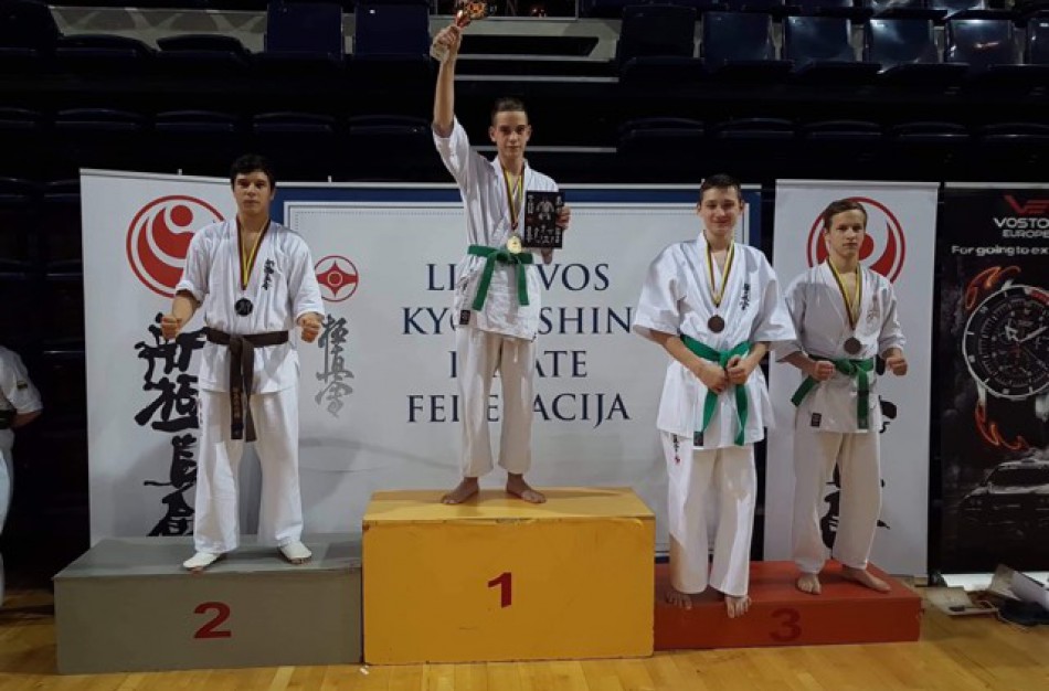 Kėdainiuose – puikūs sporto klubo ,,Kumite“ atstovų pasirodymai