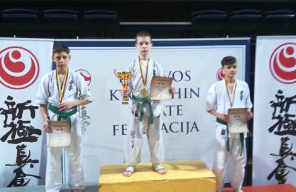 Kėdainiuose – puikūs sporto klubo ,,Kumite“ atstovų pasirodymai