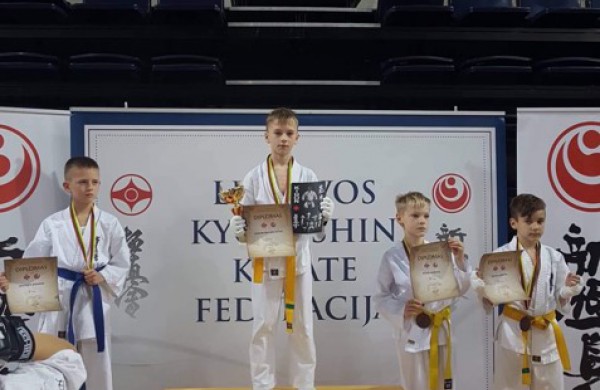 Kėdainiuose – puikūs sporto klubo ,,Kumite“ atstovų pasirodymai