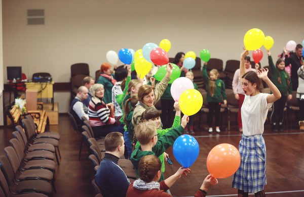 Nepamirštami pasirodymai šiandien užbūrė vaikus, senjorus ir neįgaliuosius 