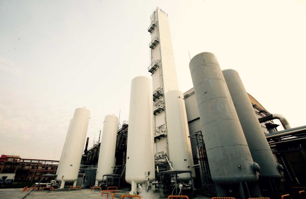 „Achema“ pristatė vienintelį Lietuvoje oro skaidymo bloką