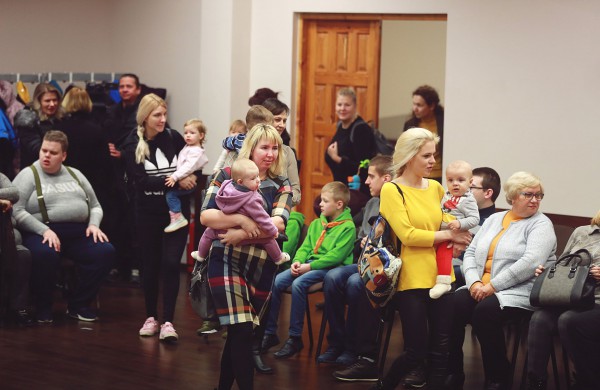 Nepamirštami pasirodymai šiandien užbūrė vaikus, senjorus ir neįgaliuosius 