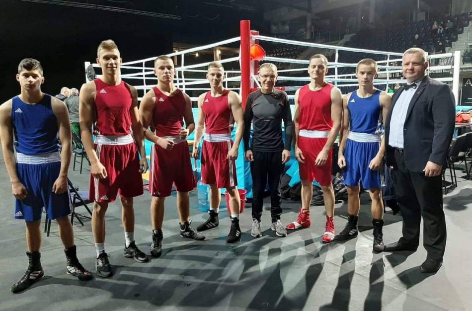 Jonavos boksininkai iš Lietuvos čempionato namo grįžo su medaliais